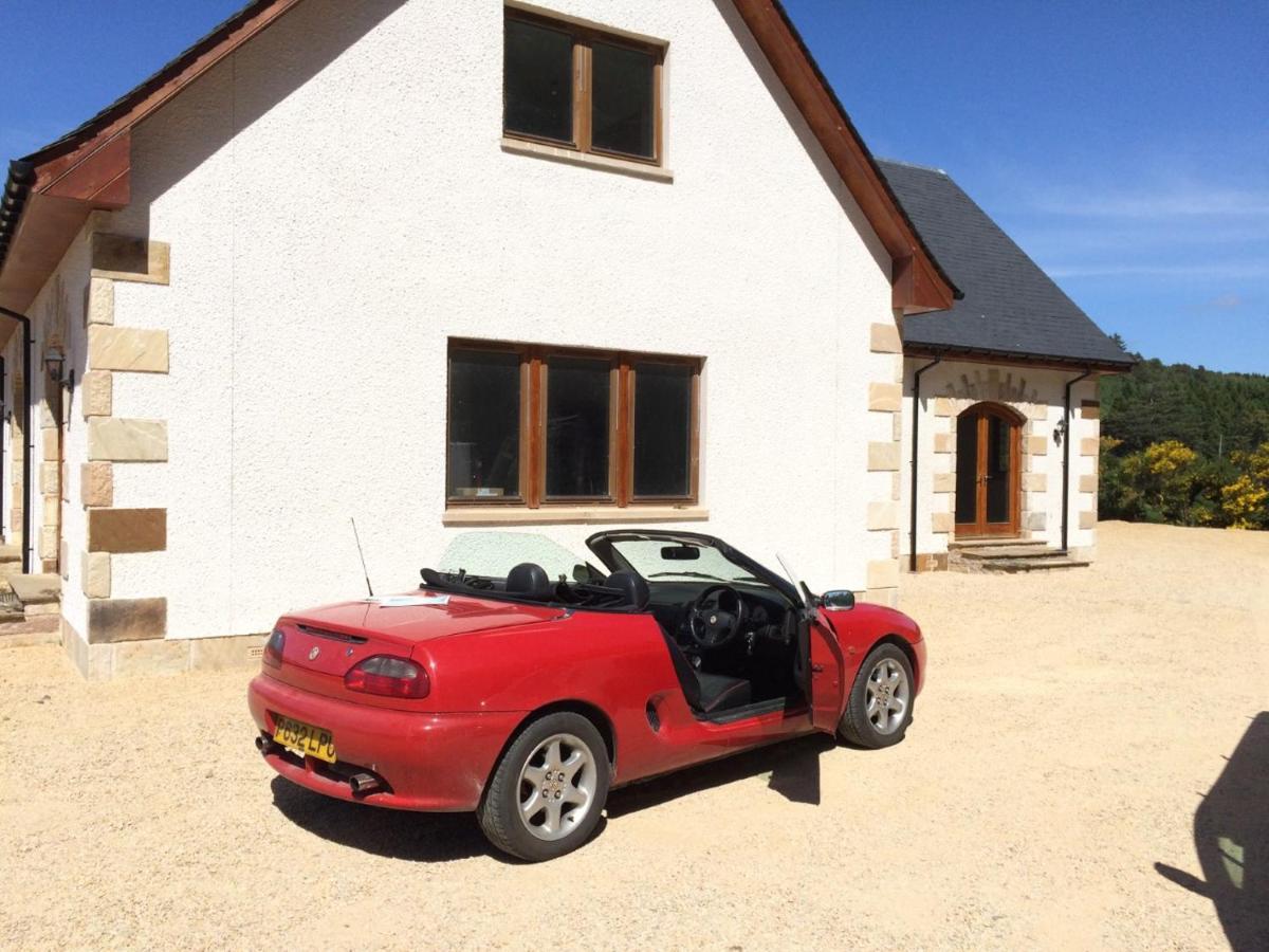 Bed & Breakfast Dalmunach House